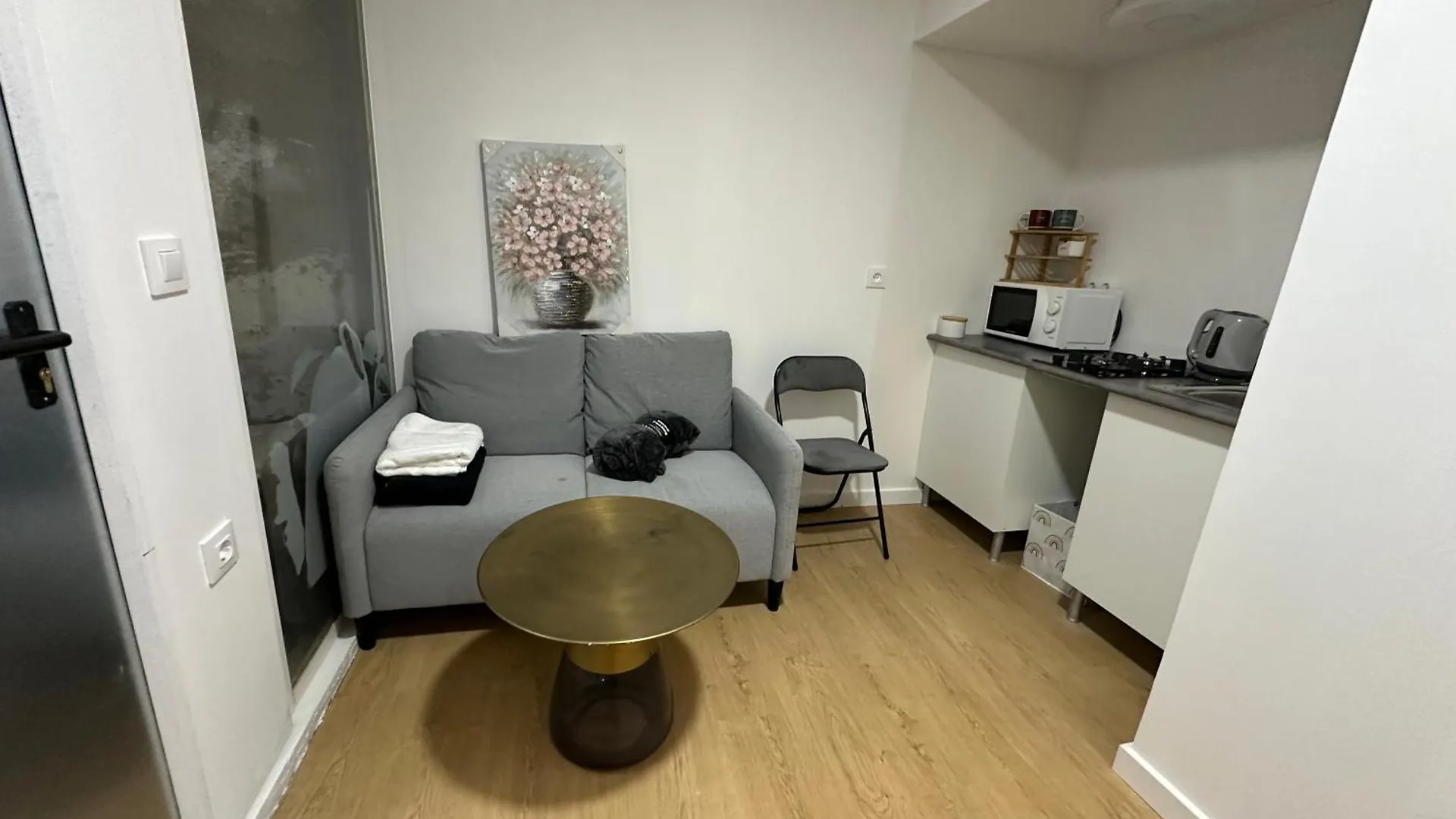 Loft Completo Apartment Sant Boi de Llobregat Spain